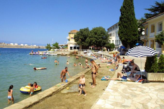 Hotel Adriatic Омишаль Екстер'єр фото
